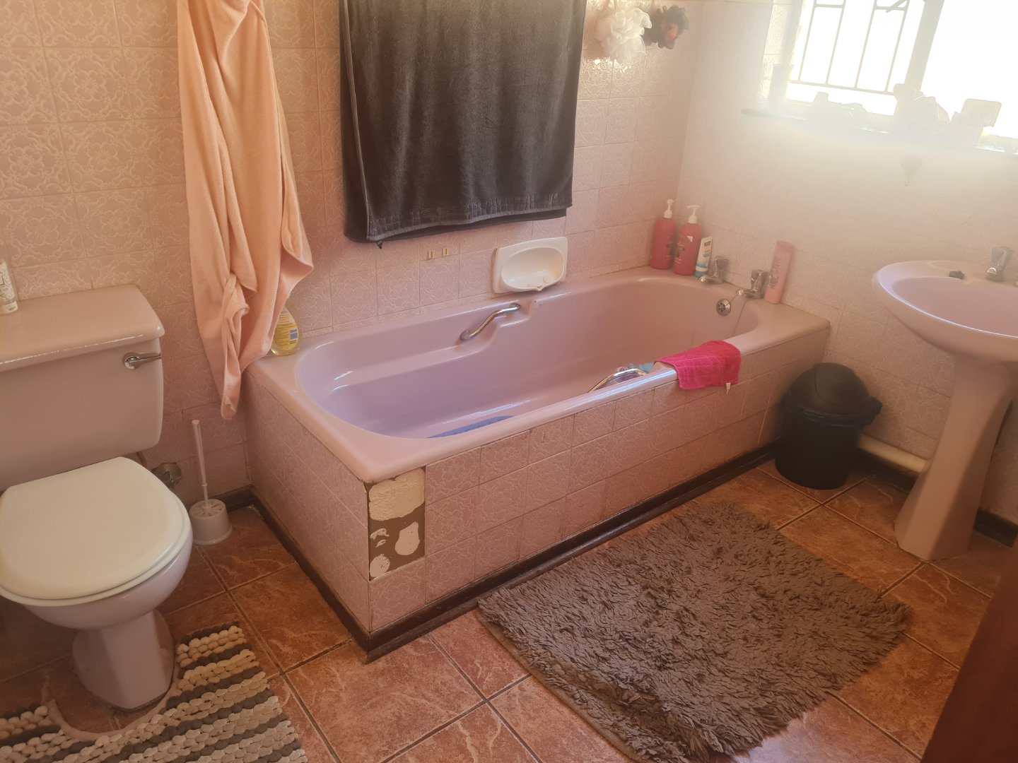 4 Bedroom Property for Sale in Fleurdal Free State